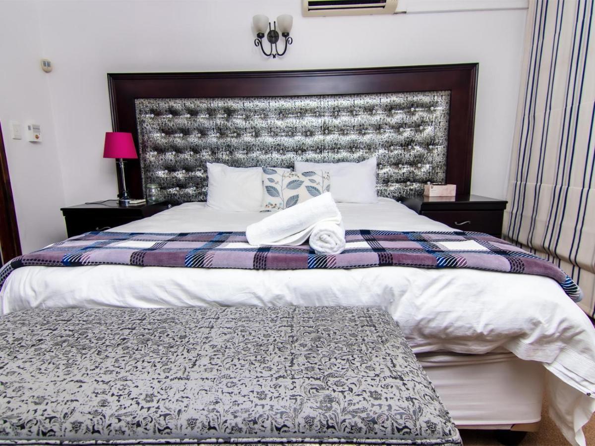 Royal Guesthouse Мтунзини Номер фото